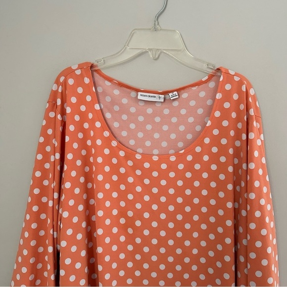 Susan Graver Liquid Knit Orange and White polka dot blouse top - Picture 4 of 6